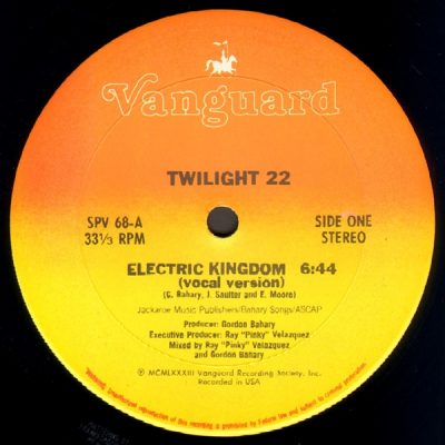 Twilight 22 – Electric Kingdom (1983) (VLS) (FLAC + 320 kbps)